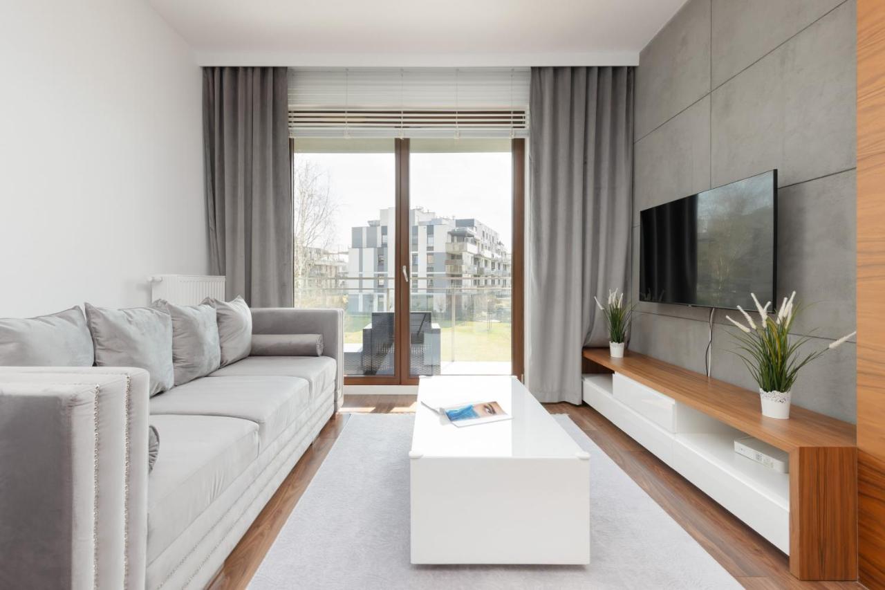 وارسو Glamorous Wilanow Apartment By Renters المظهر الخارجي الصورة